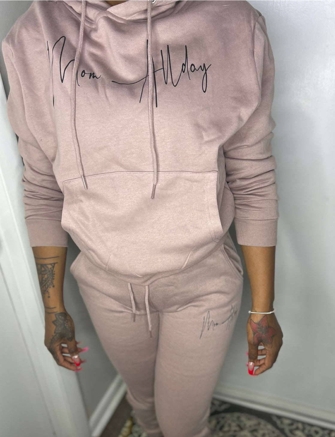 MAD {MomAllDay Logo Collection} Sweatsuit