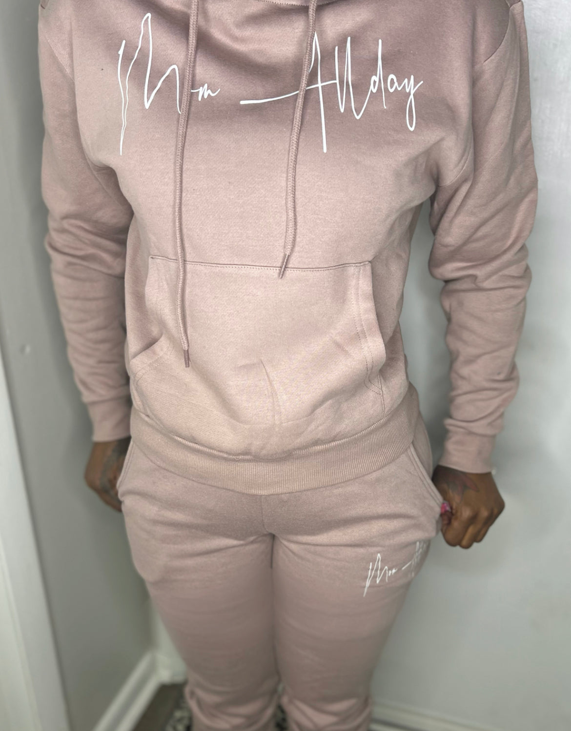 MAD {MomAllDay Logo Collection} Sweatsuit